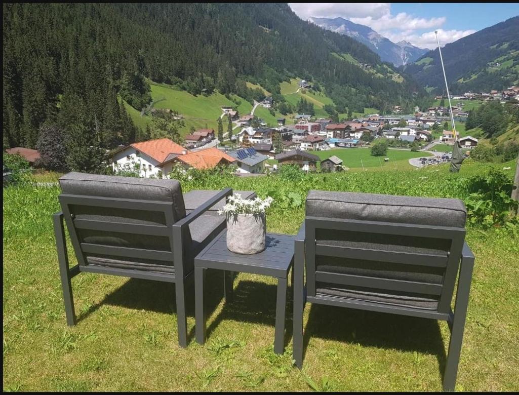 Lieblingsplatz - Ski in und Ski out See Exterior foto